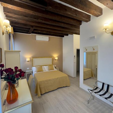 Residenza Briati Hotel Venesia Bagian luar foto