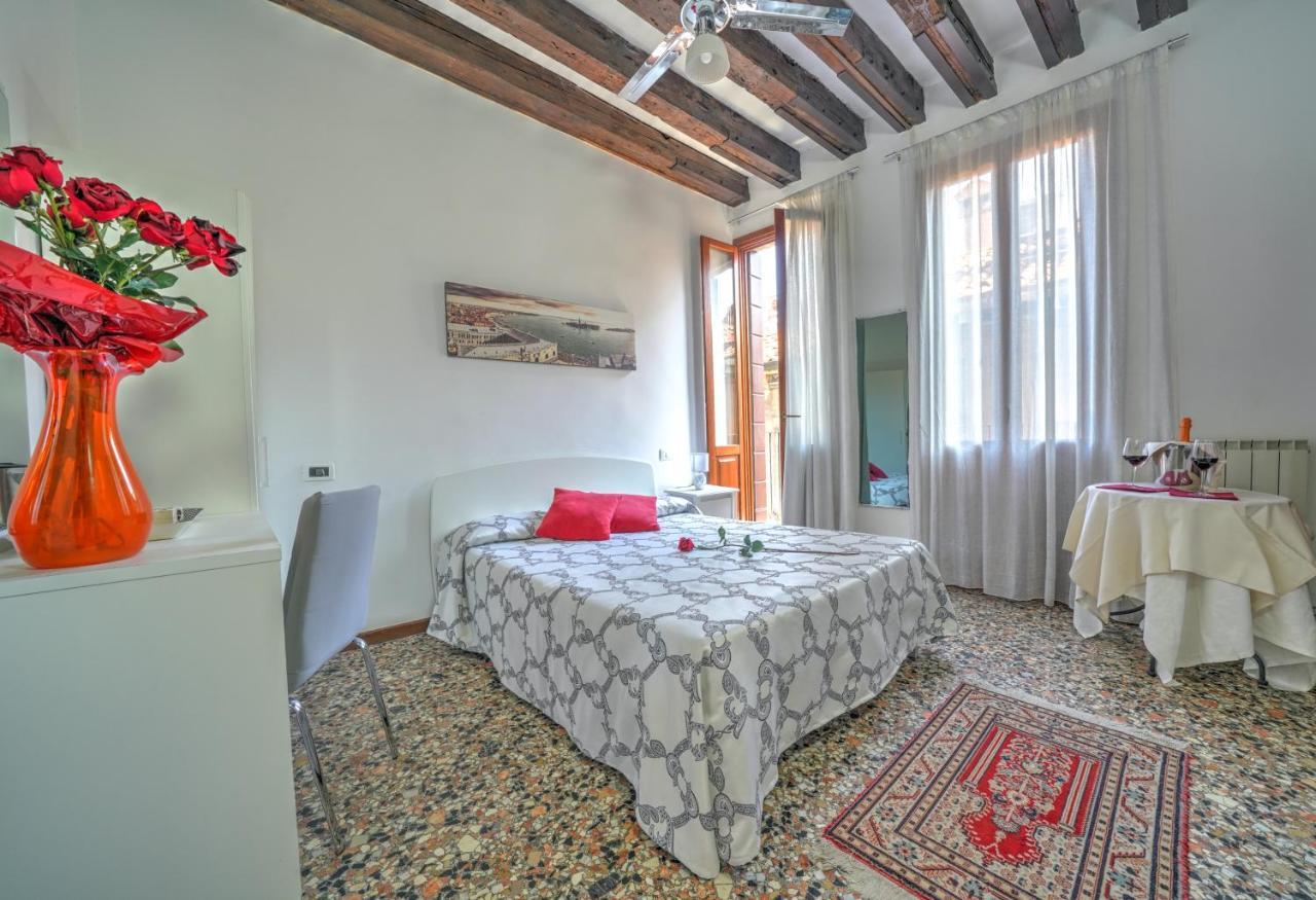 Residenza Briati Hotel Venesia Bagian luar foto